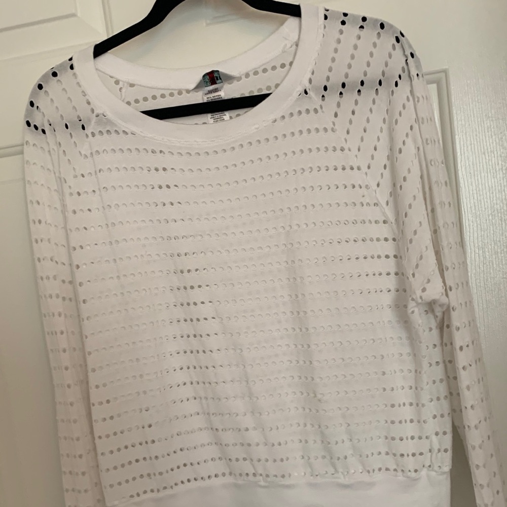 White hard tail top
